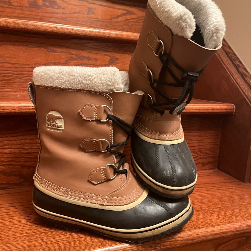 Men’s Sorel Waterproof Boots!